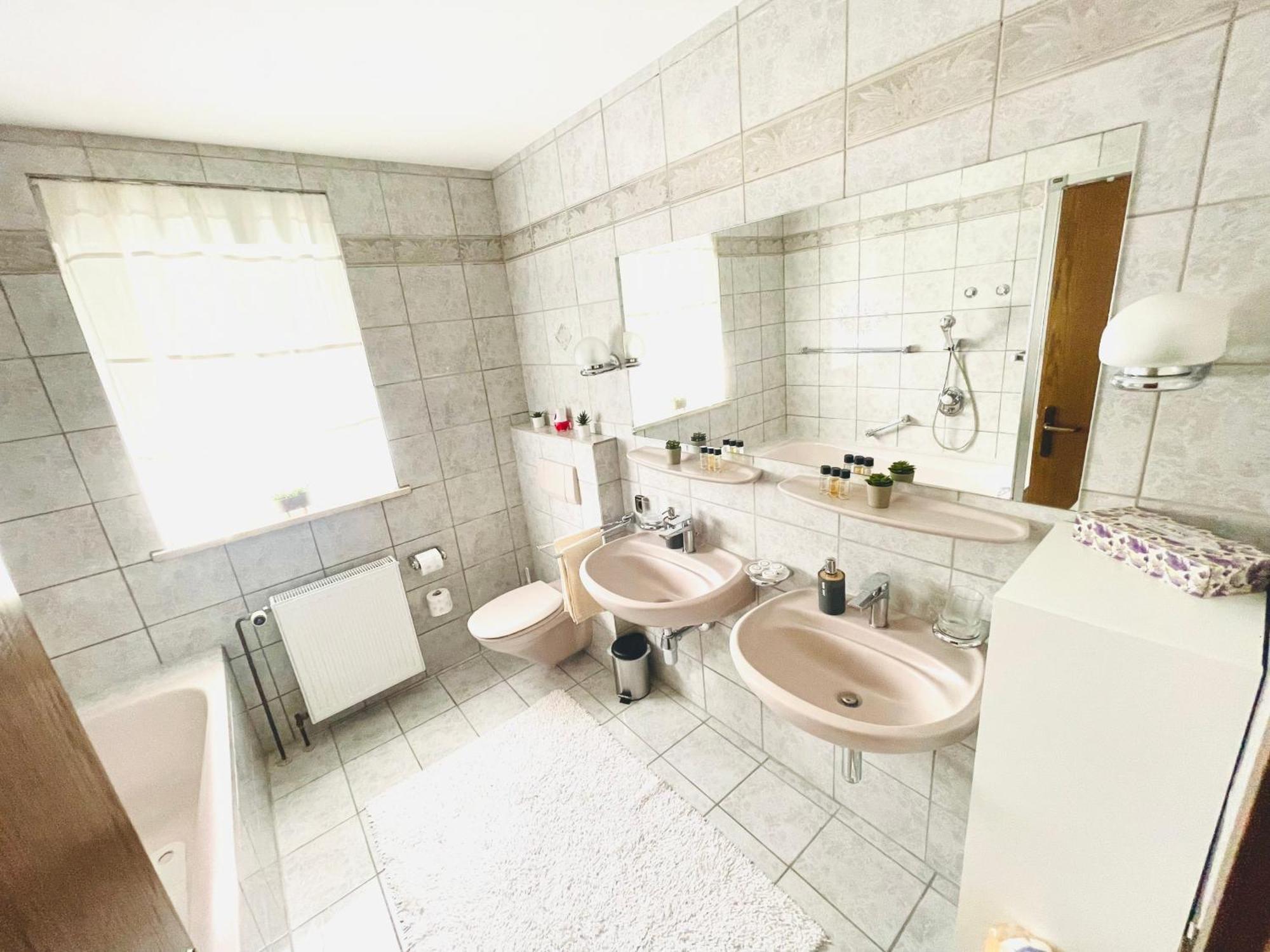 Apartman Bago Deluxe Near Zagreb Airport เวลิคาโกริตซา ภายนอก รูปภาพ