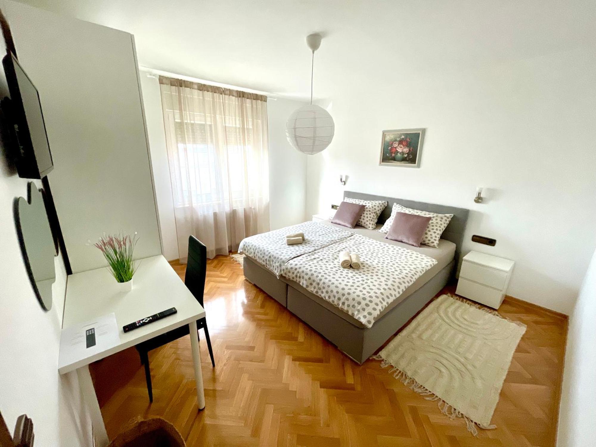 Apartman Bago Deluxe Near Zagreb Airport เวลิคาโกริตซา ภายนอก รูปภาพ